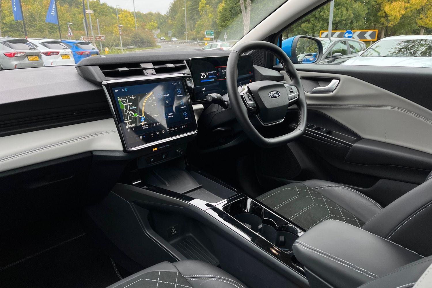 Ford Puma Gen-E Photo 17