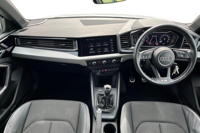 AUDI A1 Photo 10