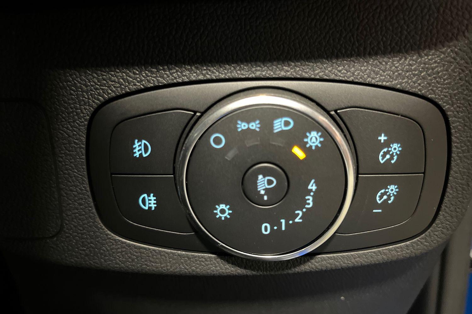 Ford Focus Photo 24