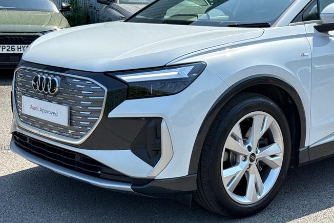 AUDI Q4 E-Tron Photo 22