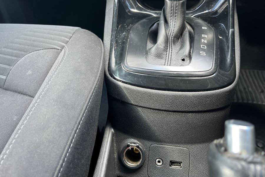 Ford FIESTA Photo autoimg-c6f17b258d85dfc046a5bf24a61f6402811f9cf1.jpg