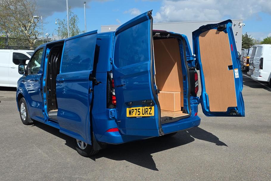 Used FORD TRANSIT CUSTOM WP75URZ 7