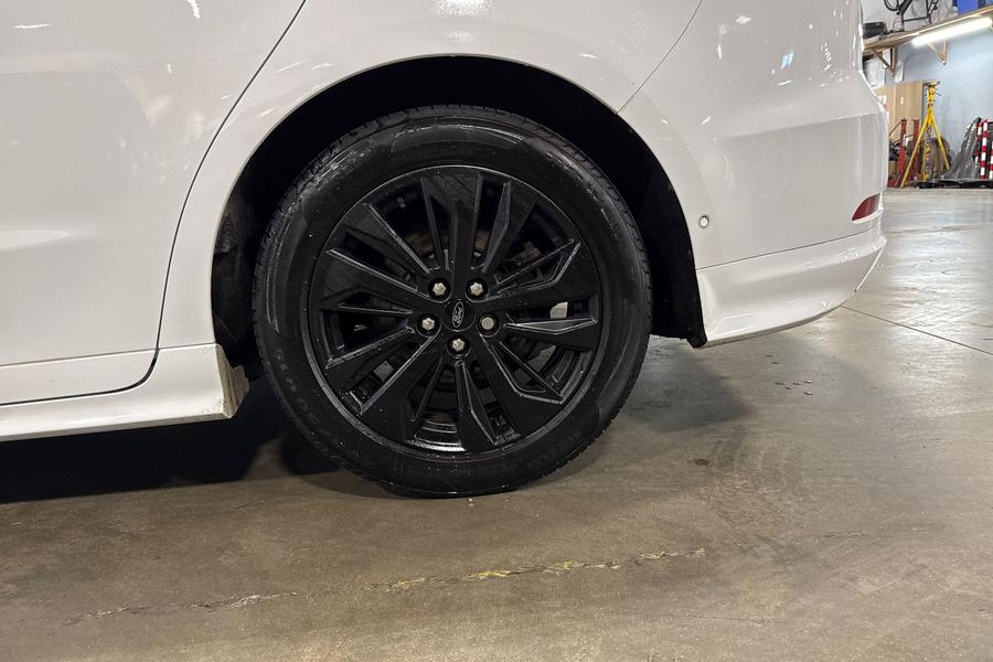 Ford S-MAX Photo autoimg-c6f82b035c93643abae52ec8239123cdc63fd9f0.jpg