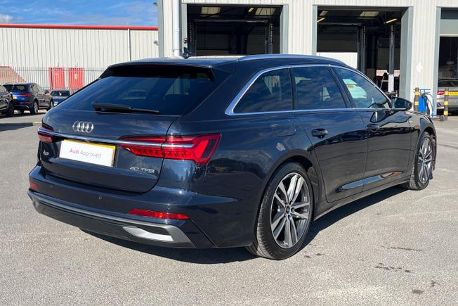 AUDI A6 Avant Photo 25
