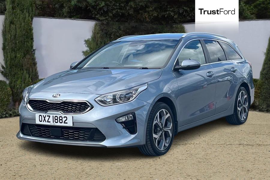 Kia CEED Photo autoimg-c6ffad03e0472fc0f0895a12db5a82a1a2739a2d.jpg