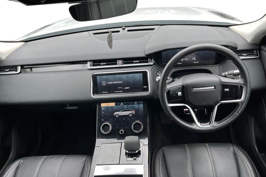Land Rover RANGE ROVER VELAR Photo autoimg-c7045b2e7218e4aaac220ec8d1bcb8a6c42136f2.jpg