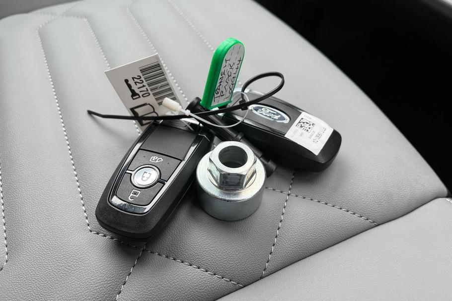 Used FORD TOURNEO CUSTOM SB75LSD 35