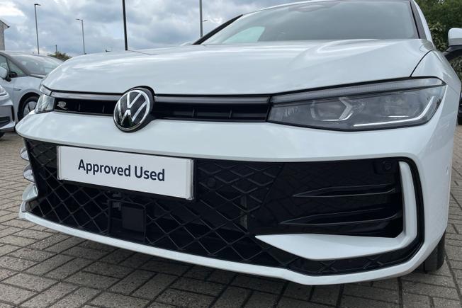 VOLKSWAGEN Passat Photo 56