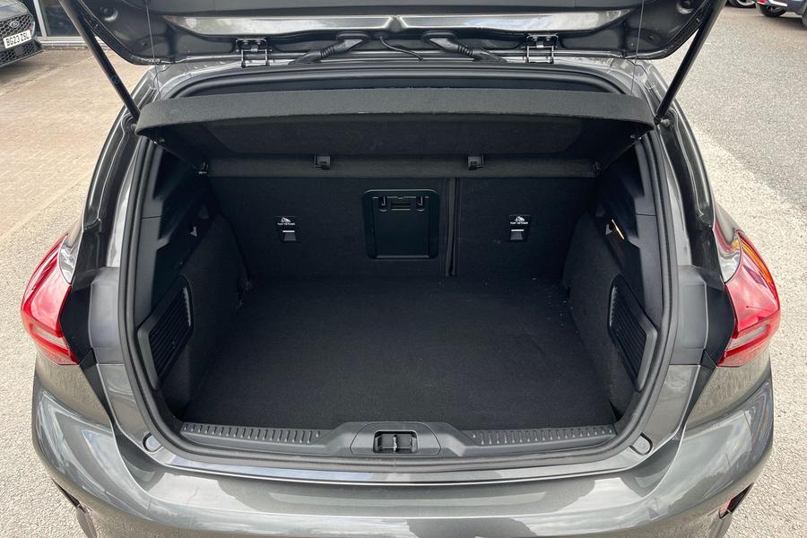 Ford Focus Photo autoimg-c72600111b0ed18dbd49bb667e07f7ccab20e49c.jpg