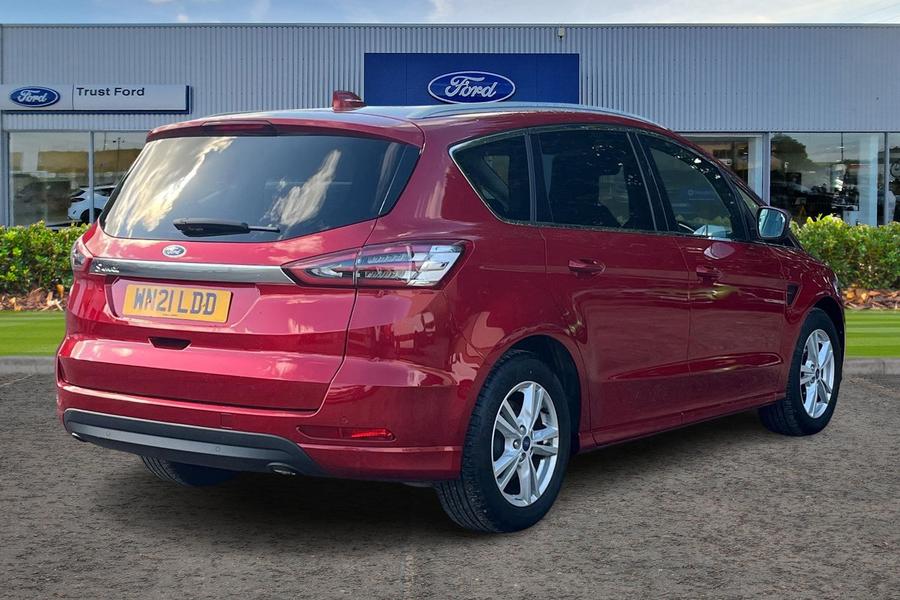 Ford S-MAX Photo autoimg-c7284b7ae4e233f1dcb2fc129e3a3d263572eca9.jpg