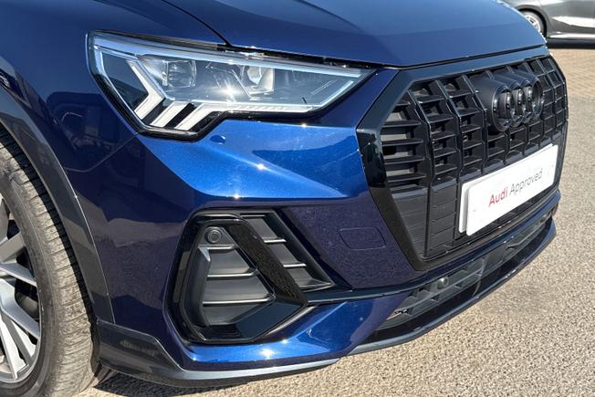 AUDI Q3 Photo 23
