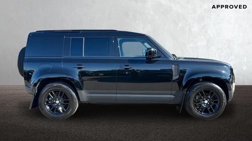 Land Rover Defender Photo autoimg-c72e0b640df65bbba16d9c62a6bc89d9f2d1dbb8.jpg