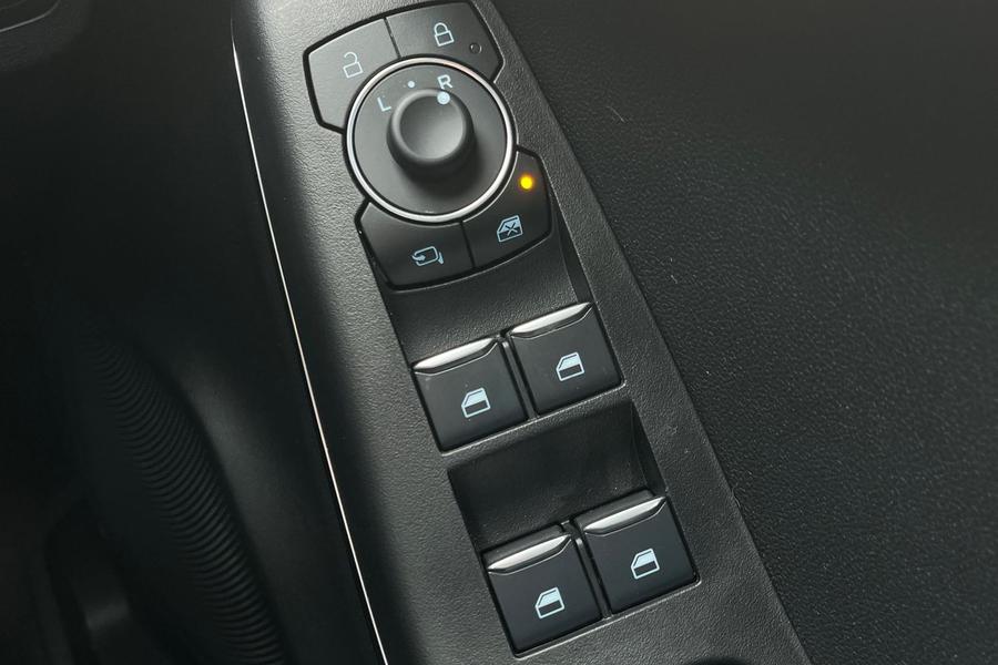 Ford PUMA Photo autoimg-c72eac8e45d5953a446bfbfa539ed50233be75b4.jpg