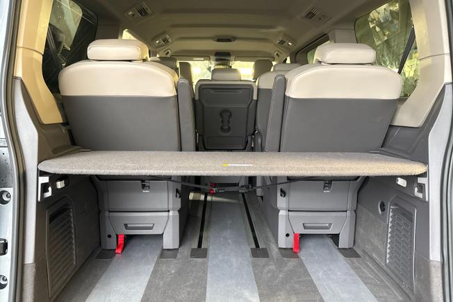 Volkswagen Multivan Photo 12