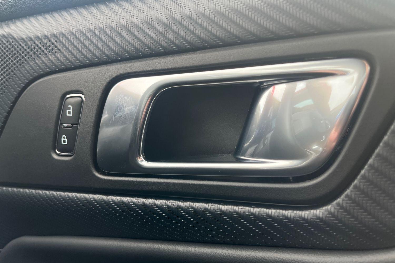 Ford MUSTANG Photo 35