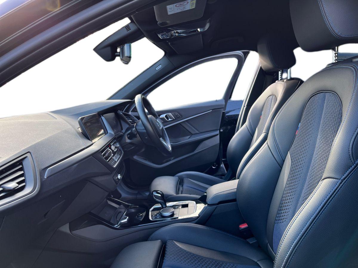 BMW 1 Series Photo 2