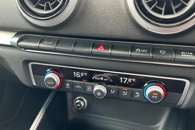 AUDI A3 Photo 38