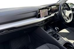 Volkswagen Golf Photo 2