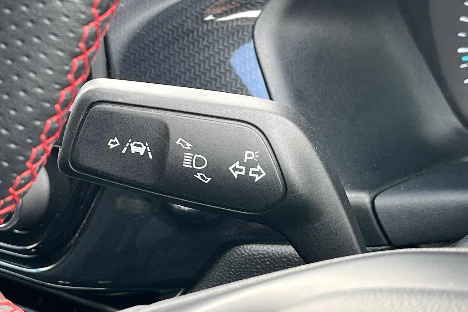 Ford FIESTA Photo 13