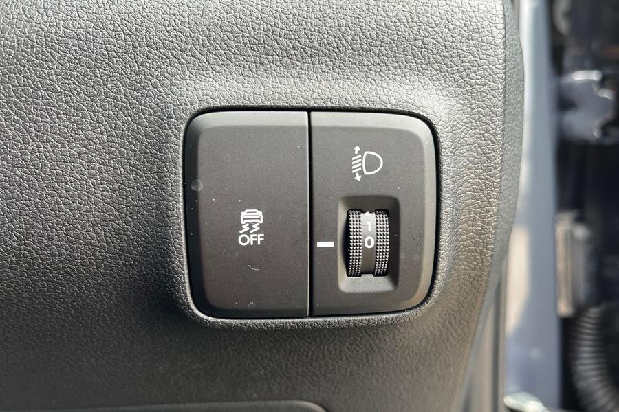 Hyundai i10 Photo autoimg-c752cc174a0fd1e914eb53e26a3312c7c1c1170b.jpg