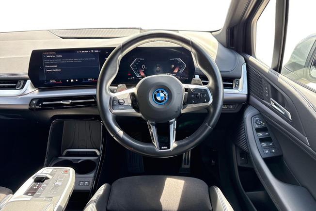 BMW 2 Series Photo 11