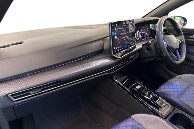 Volkswagen Golf Photo 2