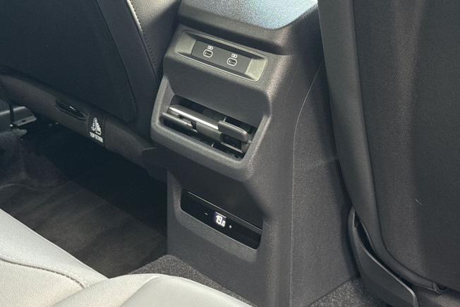 AUDI Q3 Photo 30