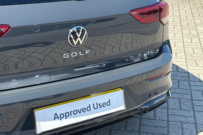 Volkswagen Golf Photo 21