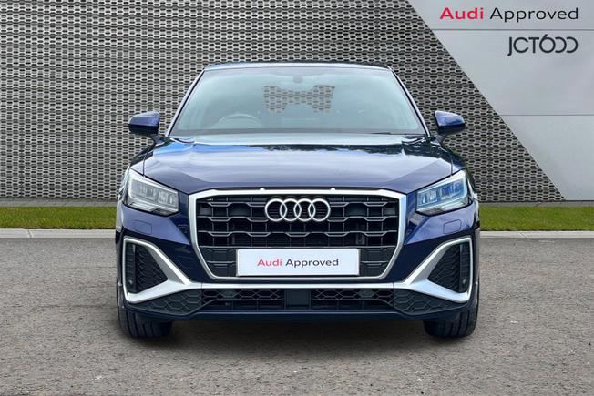 AUDI Q2 Photo 8