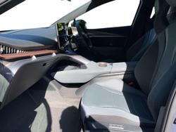 CUPRA Tavascan Photo 2