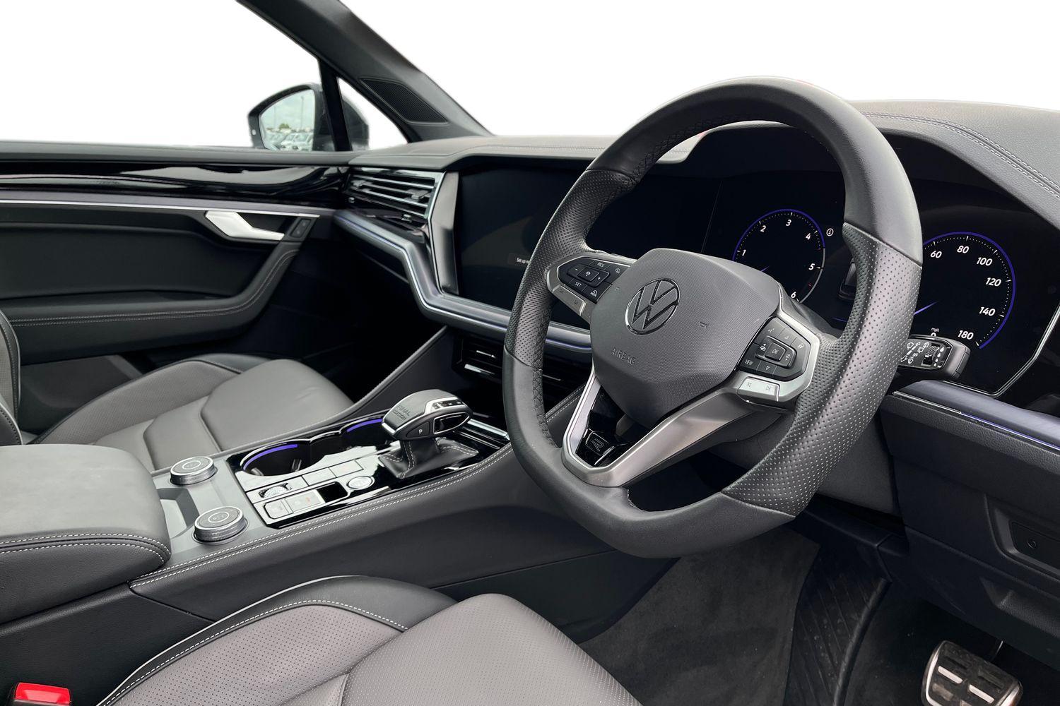 Volkswagen TOUAREG Photo 8
