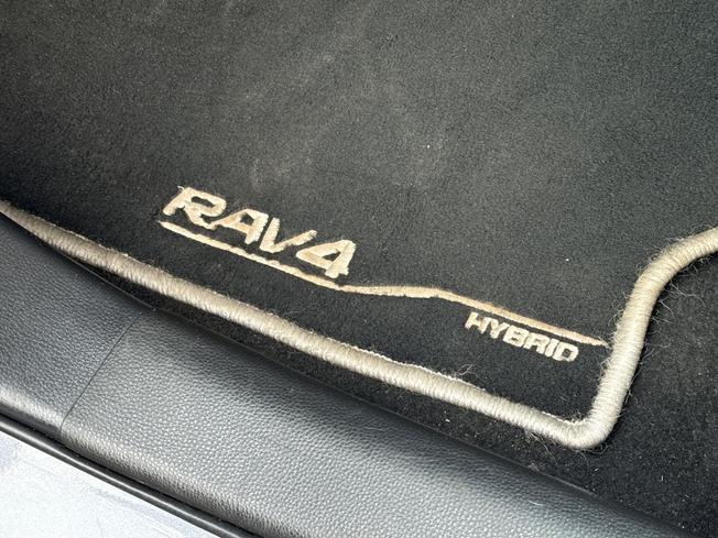 TOYOTA Rav4 Photo 47