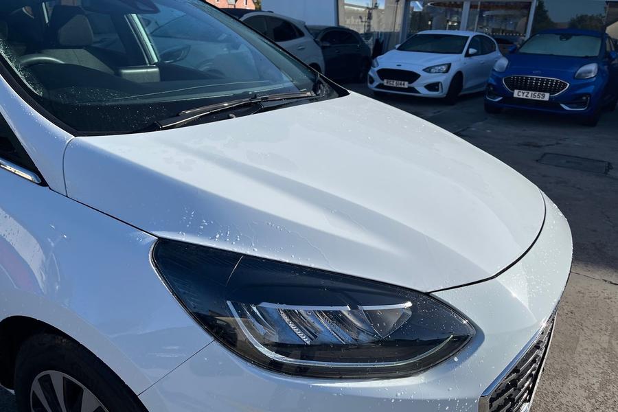 Ford FIESTA Photo autoimg-c76fb2724f49ae24b633036ae022e8ee405ddadd.jpg