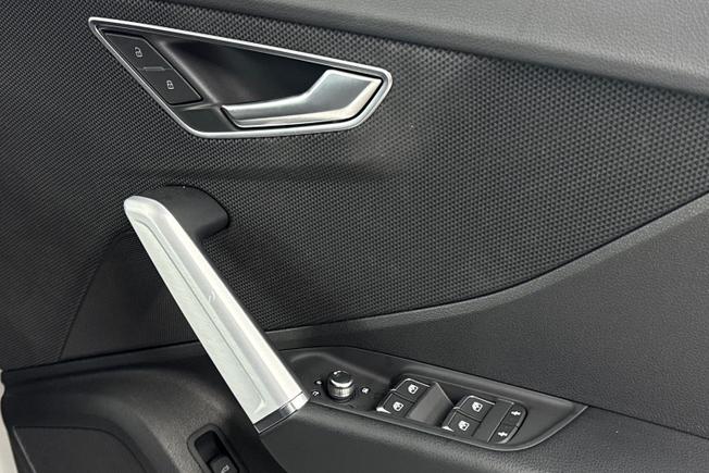 AUDI Q2 Photo 26