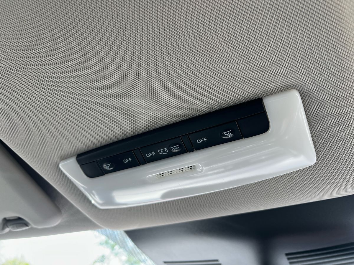 Nissan Leaf Photo 31