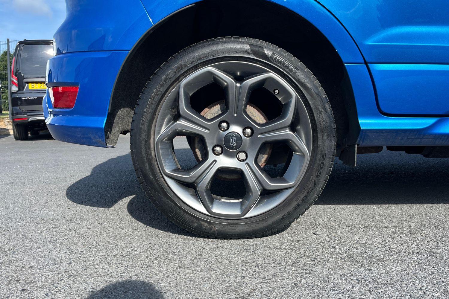 Ford ECOSPORT Photo 7