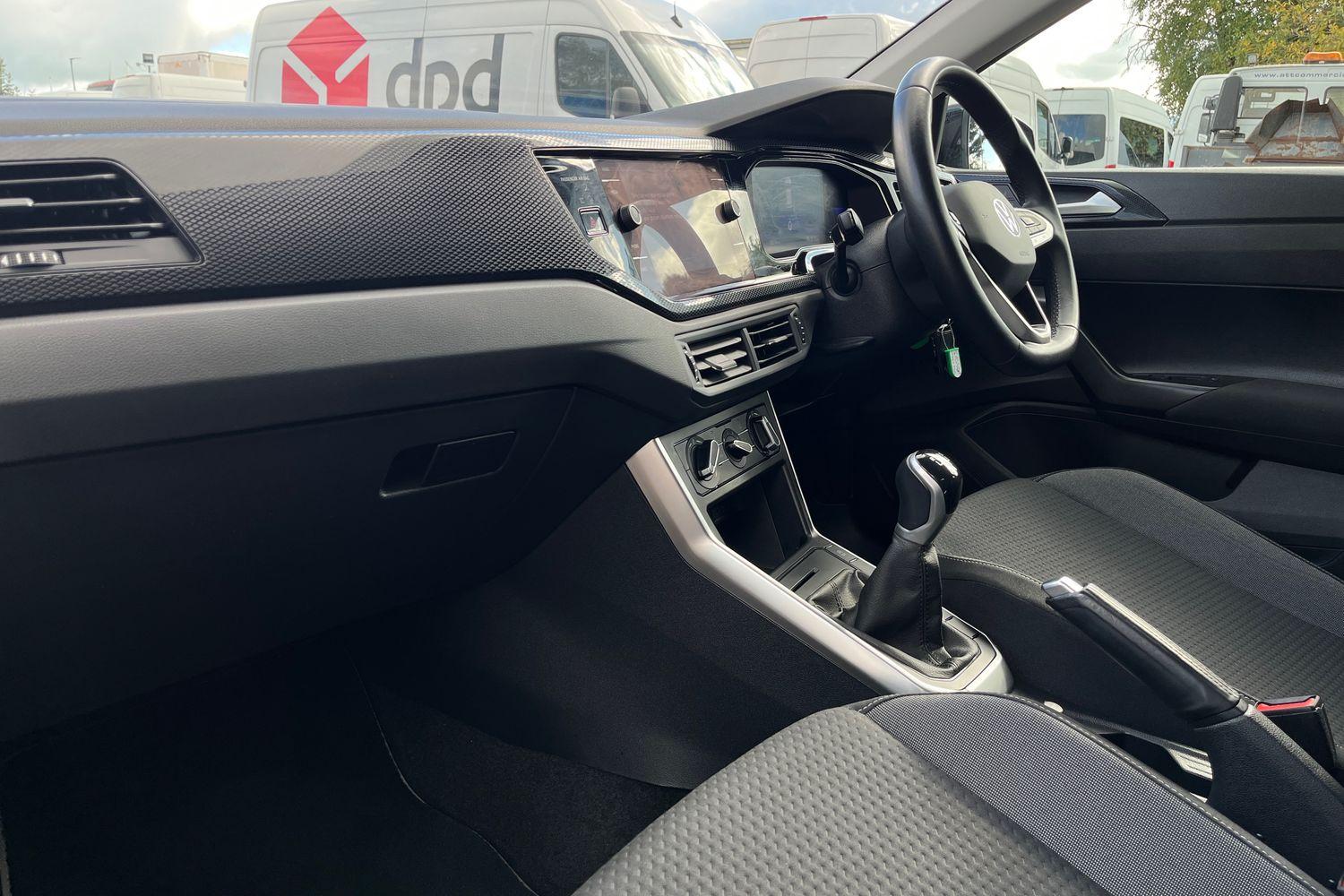 Volkswagen POLO Photo 17