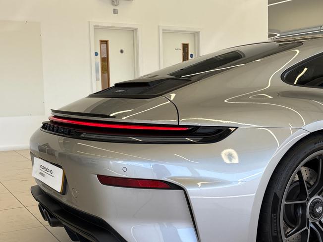 PORSCHE 911 Photo 51