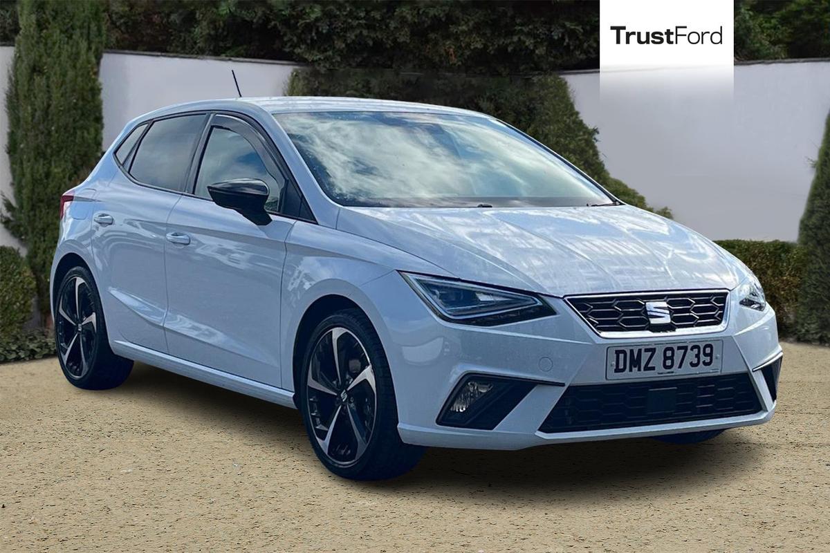 SEAT Ibiza listing photo