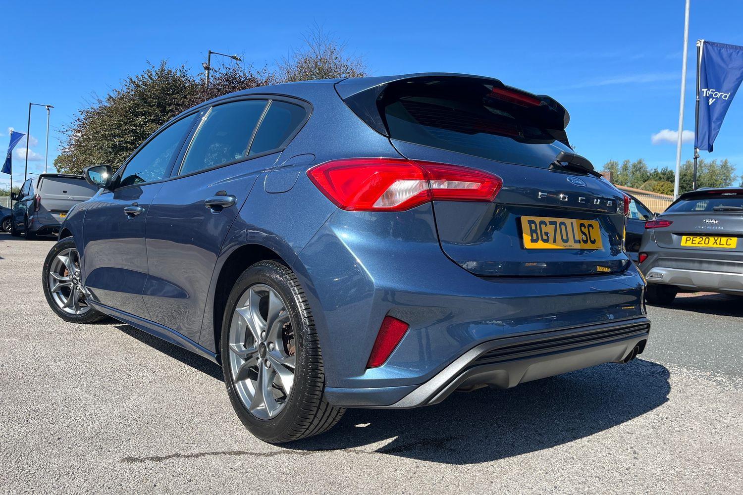 Ford Focus Photo 37