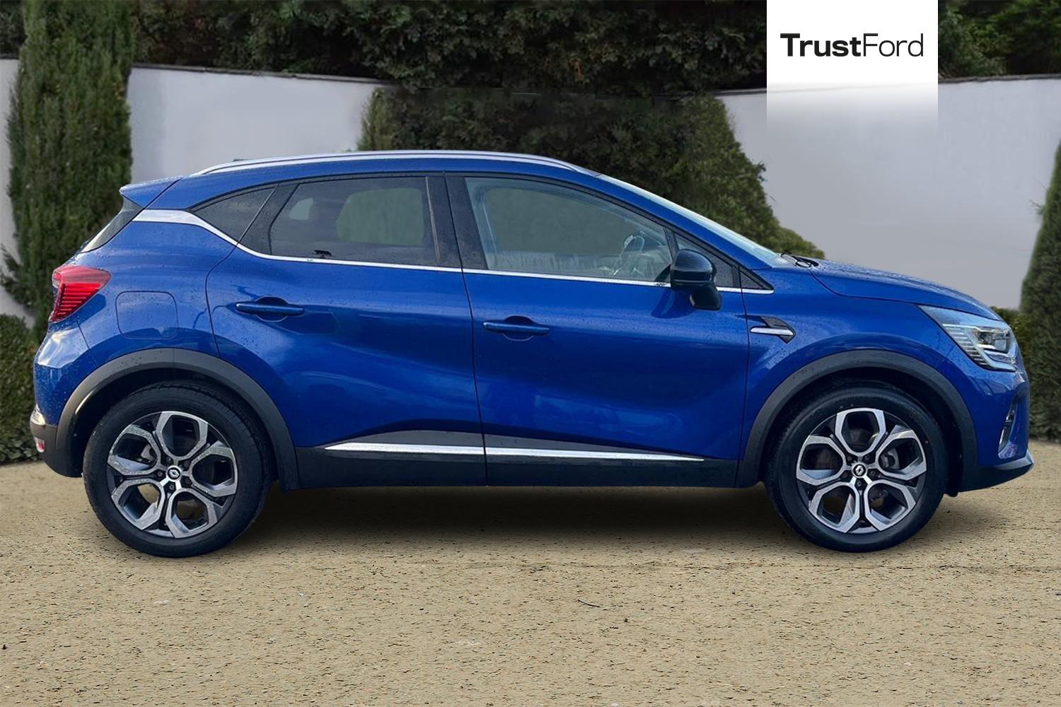 Renault CAPTUR Photo 2