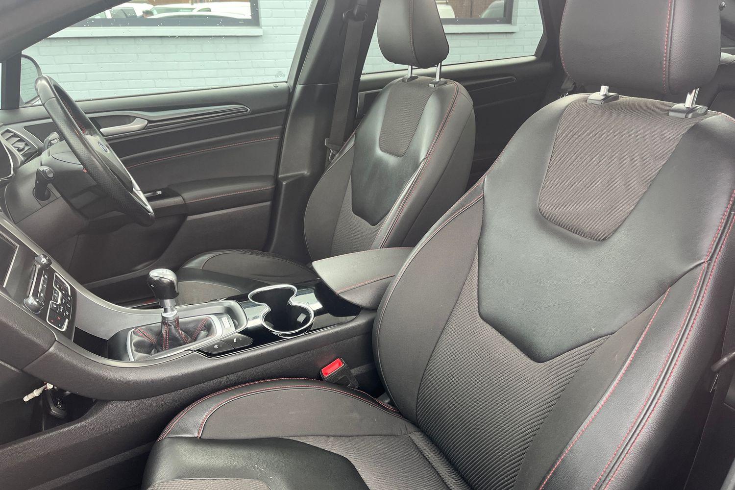 Ford MONDEO Photo 18