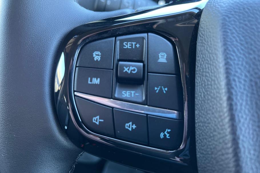 Used Ford TOURNEO CUSTOM 8