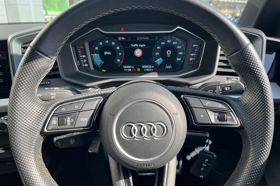 Audi A1 Photo autoimg-c7843ed6481416911a0595914a8320ccbb315534.jpg