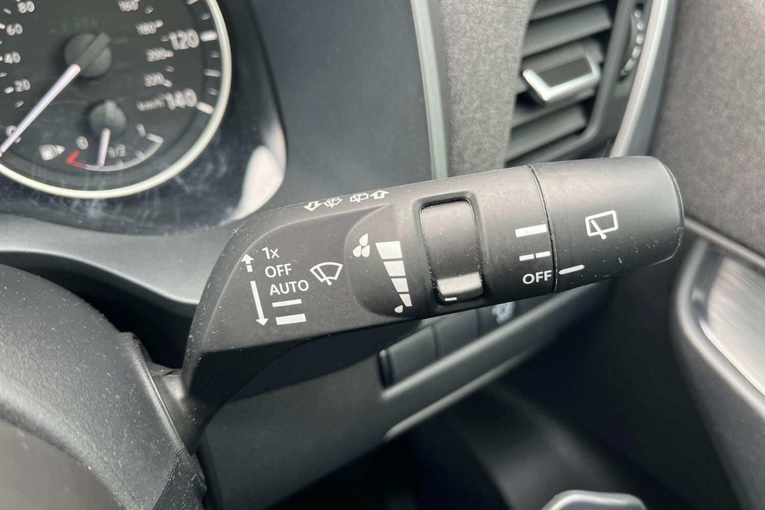 Nissan QASHQAI Photo 14