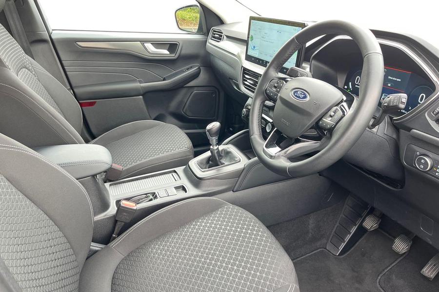 Ford Kuga Photo autoimg-c785287eaa7149be10e3d49c06dc6537bc9df156.jpg