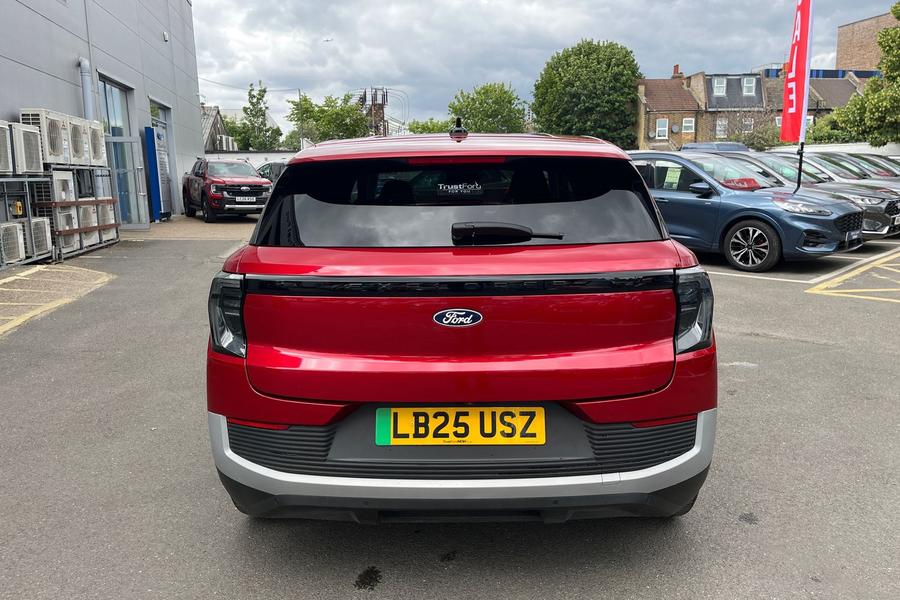 Ford EXPLORER Photo autoimg-c78933b27fb745cc4b964591d9d5023485e79aaf.jpg