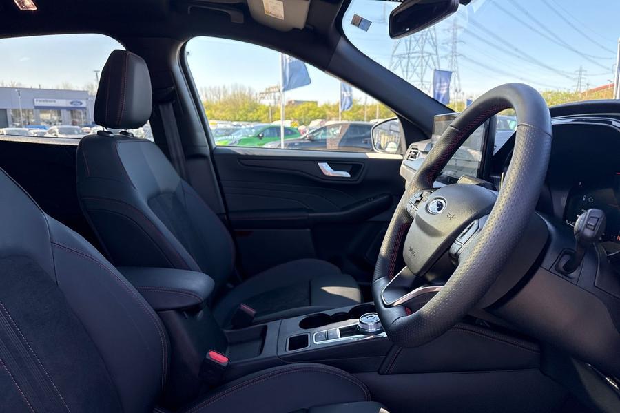 Ford KUGA Photo autoimg-c789ecc37d9231bb56b9d8f6bf075837cdf50f94.jpg