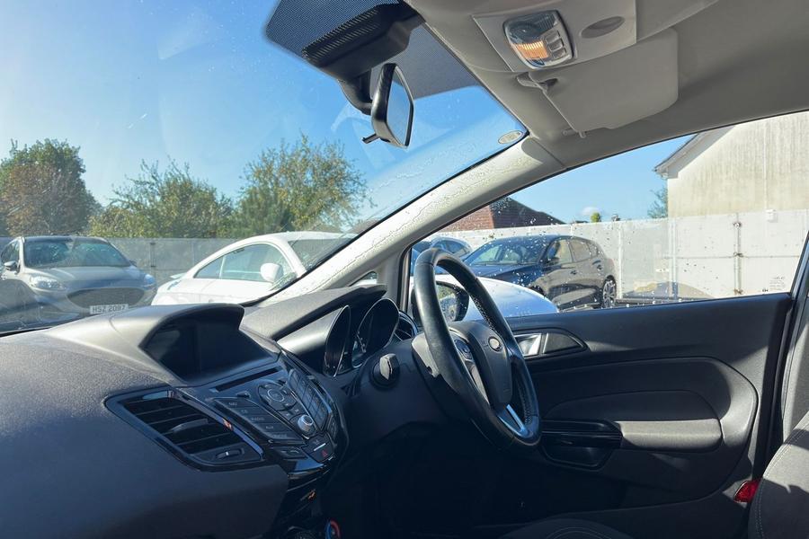 Ford Fiesta Photo autoimg-c78a3cecf5b8cdbcb94ccd6ff4e7c86a99e7d866.jpg