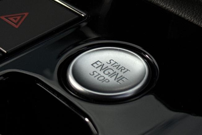VOLKSWAGEN Touareg Photo 35